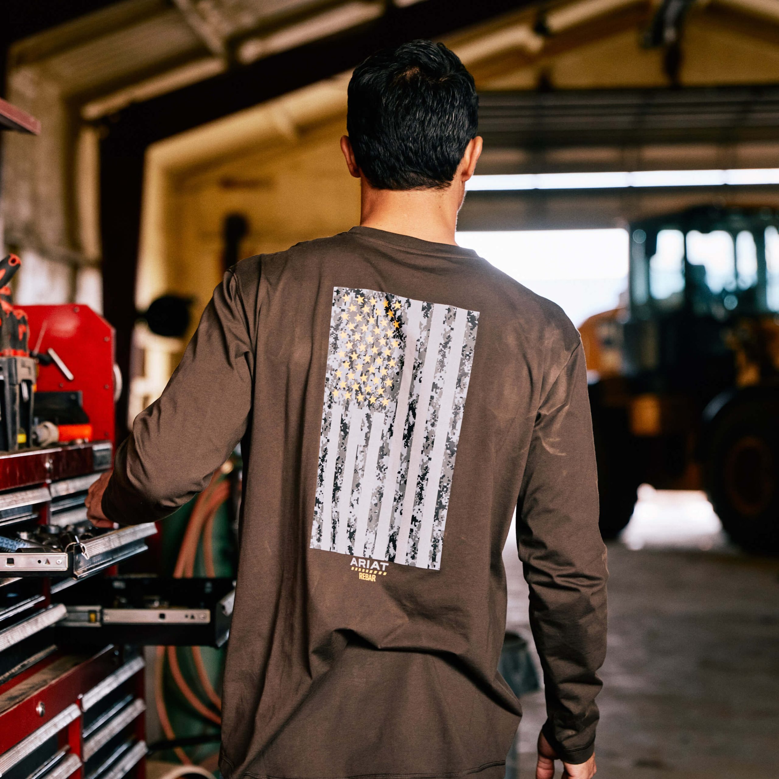 Rebar Workman Reflective Flag Graphic T-Shirt - Image 2