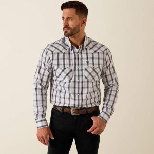 Wrinkle Free Ari Fitted Snap Shirt