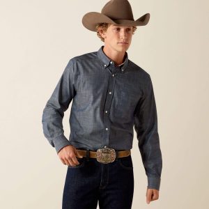 Wrinkle Free Solid Fitted Shirt