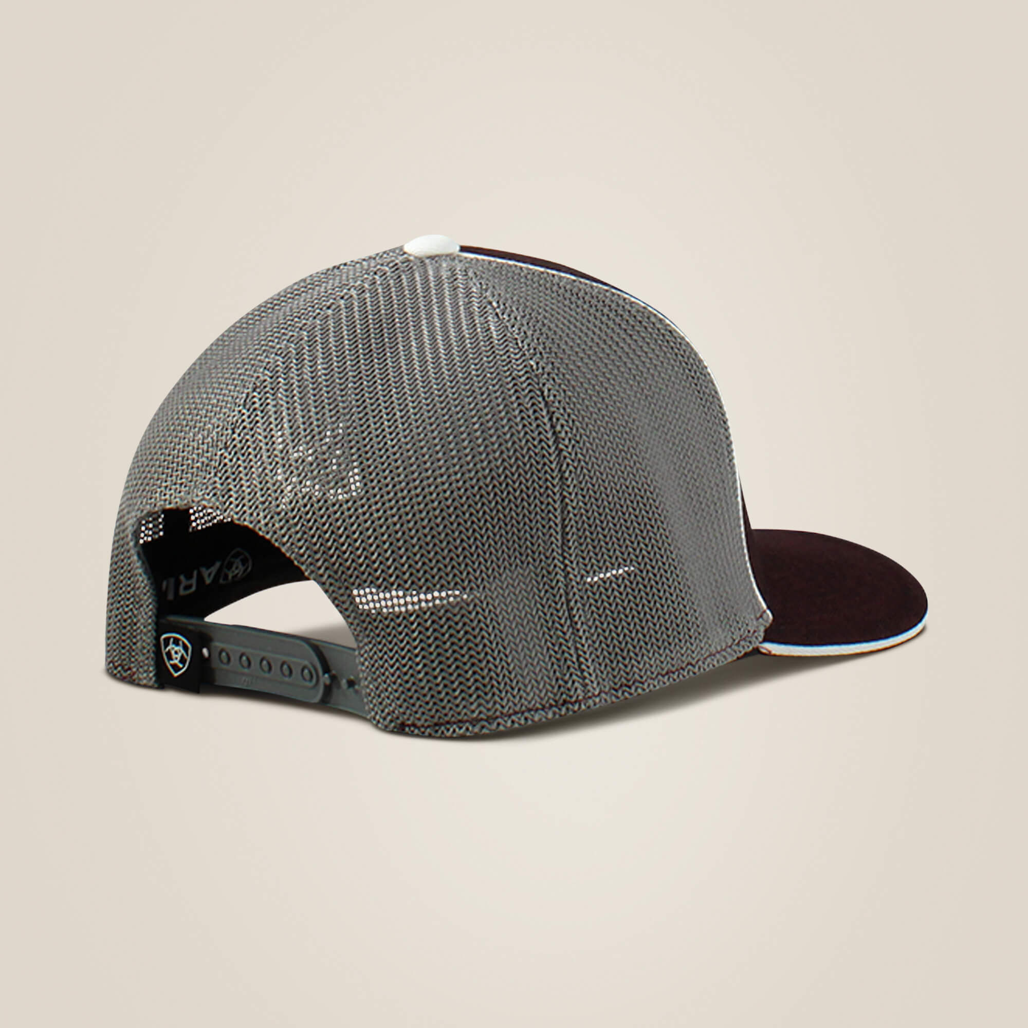 Large logo patch cap - Image 2