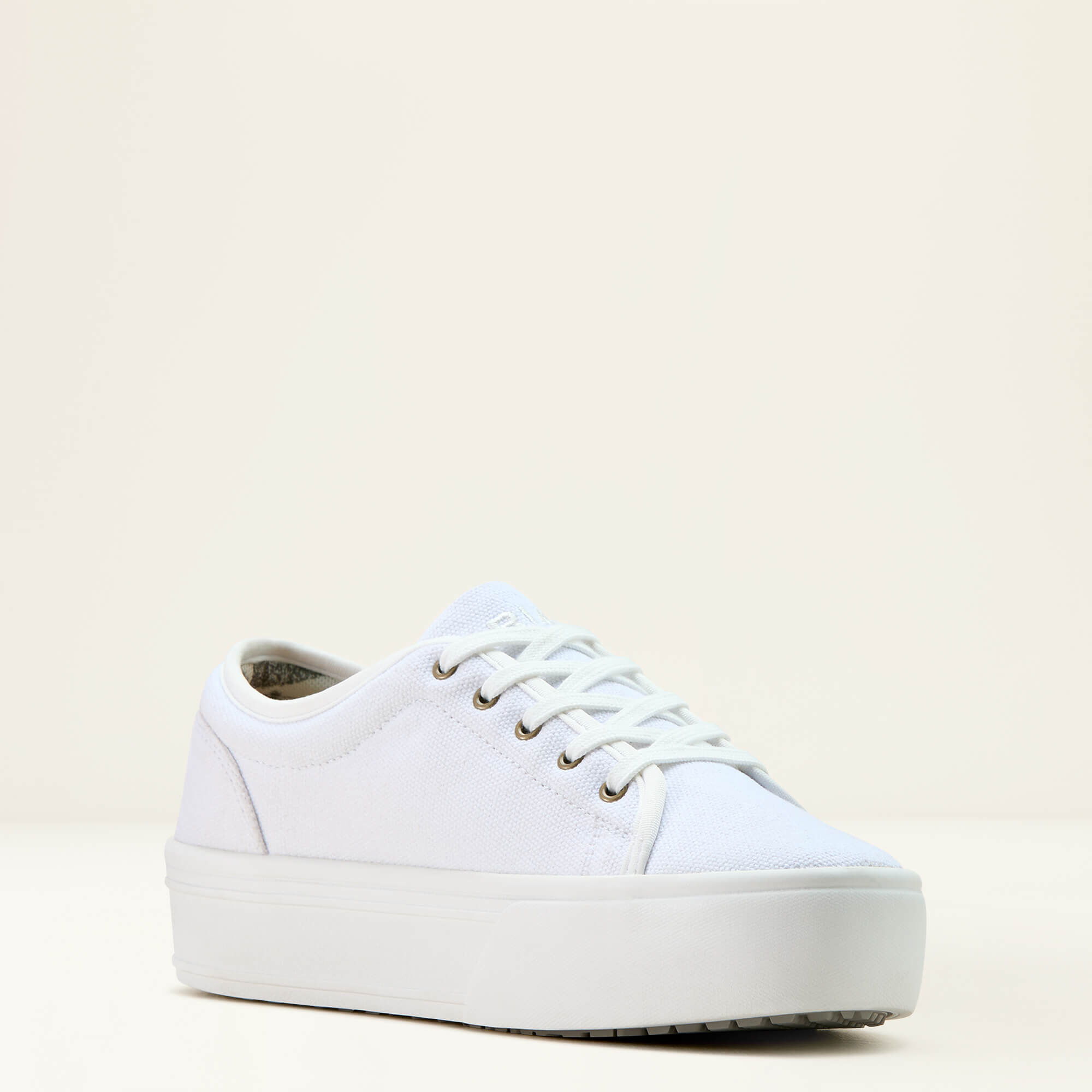 Skylar - Image 6