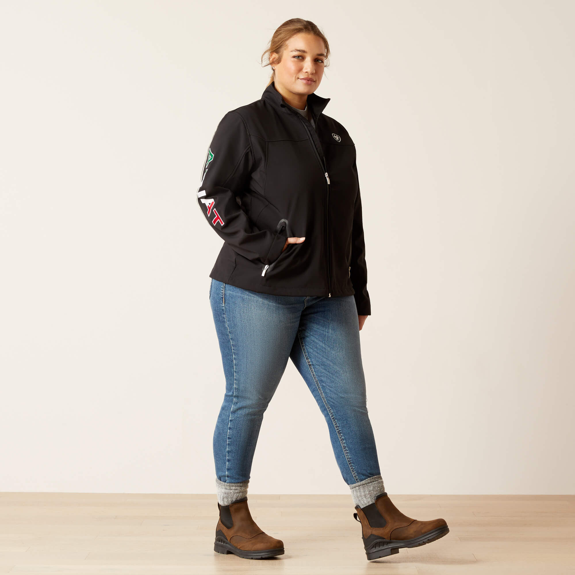 Classic Team Softshell MEXICO Jacket - Image 7