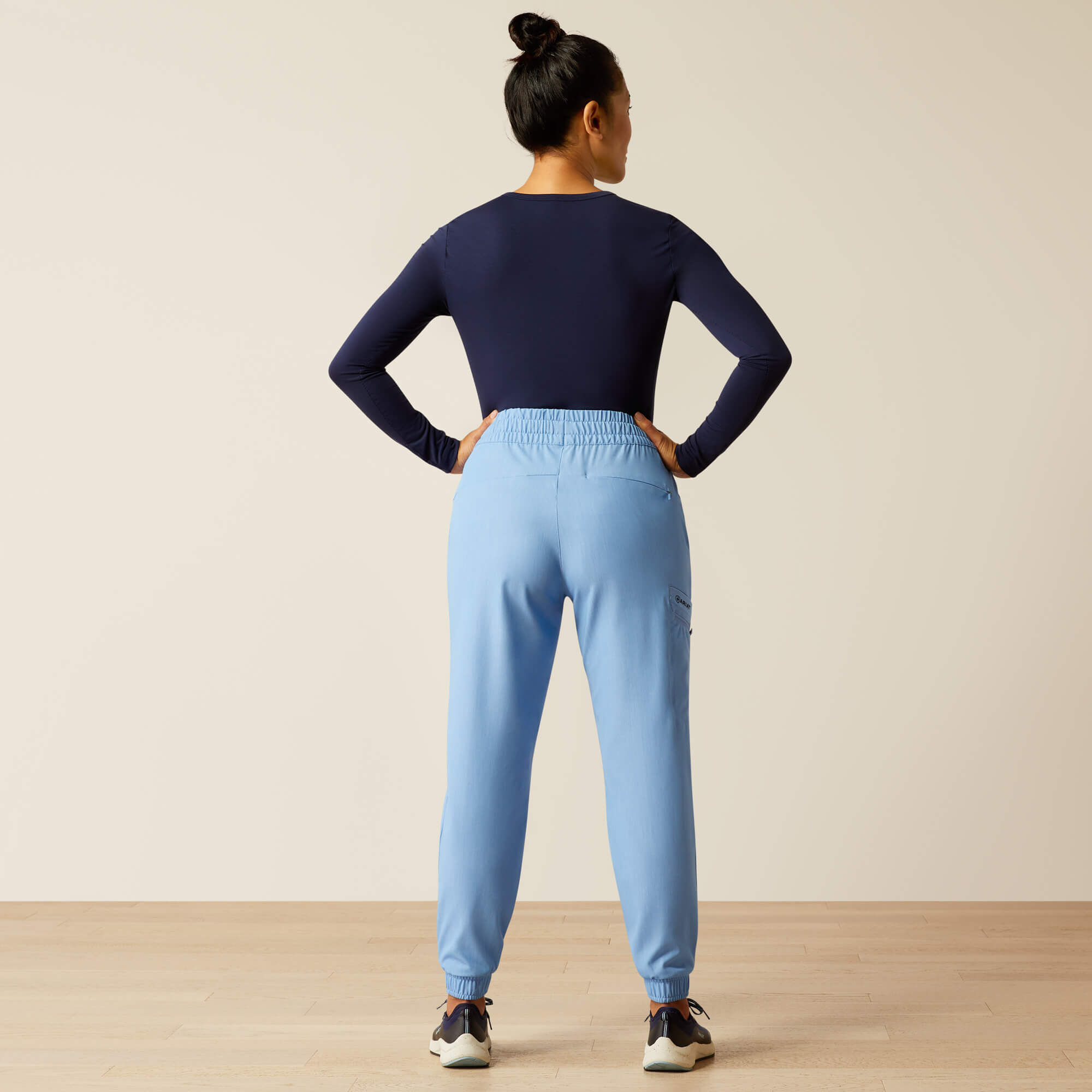 Blackwell Cargo Stretch Jogger Scrub Pant - Image 2