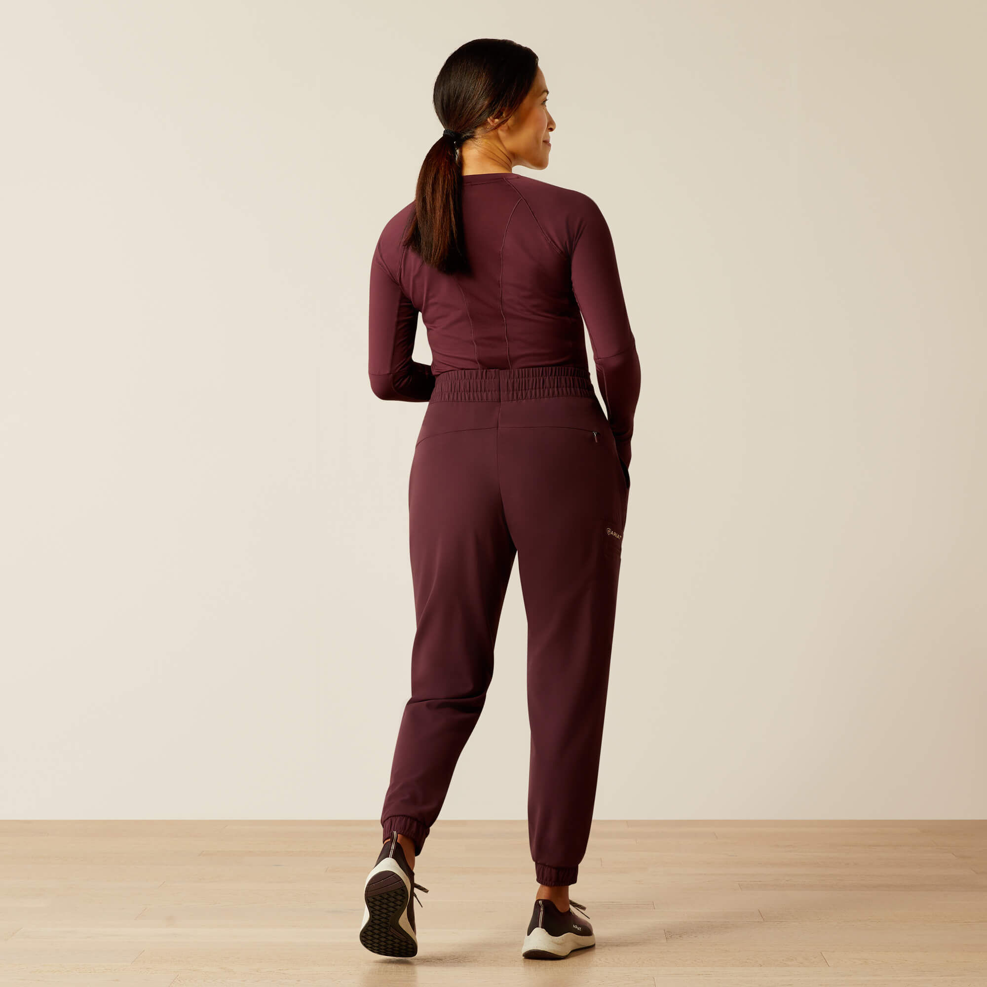 Blackwell Cargo Stretch Jogger Scrub Pant - Image 3