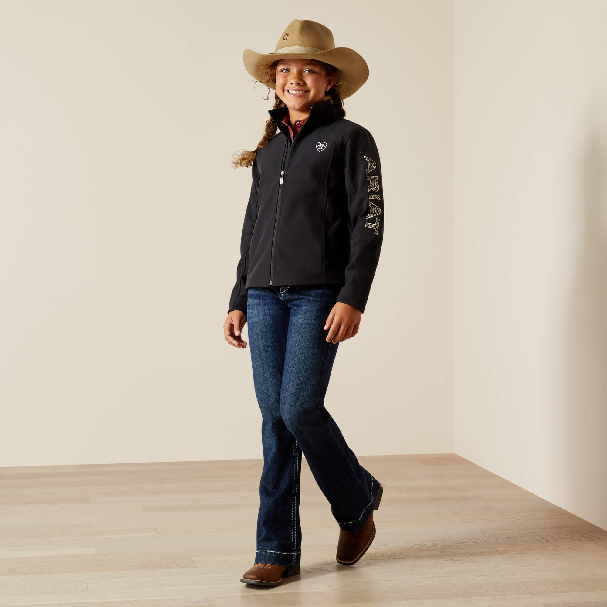 Ariat Logo Softshell Jacket - Image 3